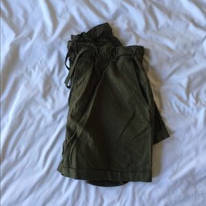 Uniqlo Relaxed Linen Shorts